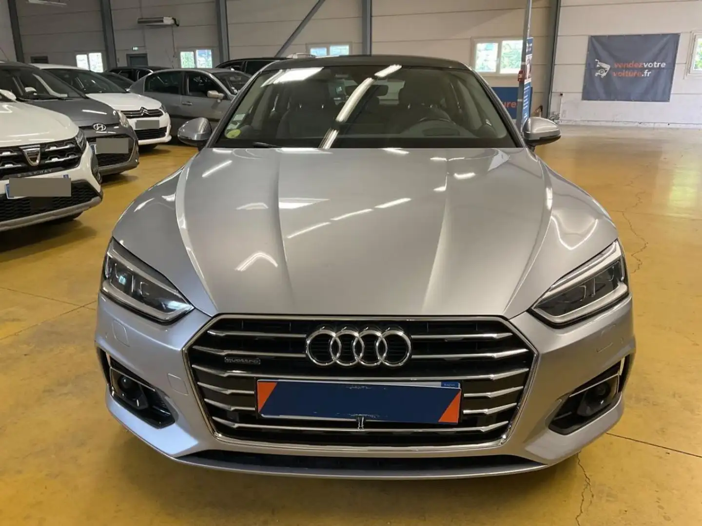 Audi A5 AUDI A5 SPORTBACK 30 TDI 218cv DESIGN LUXE BVA Gris - 2