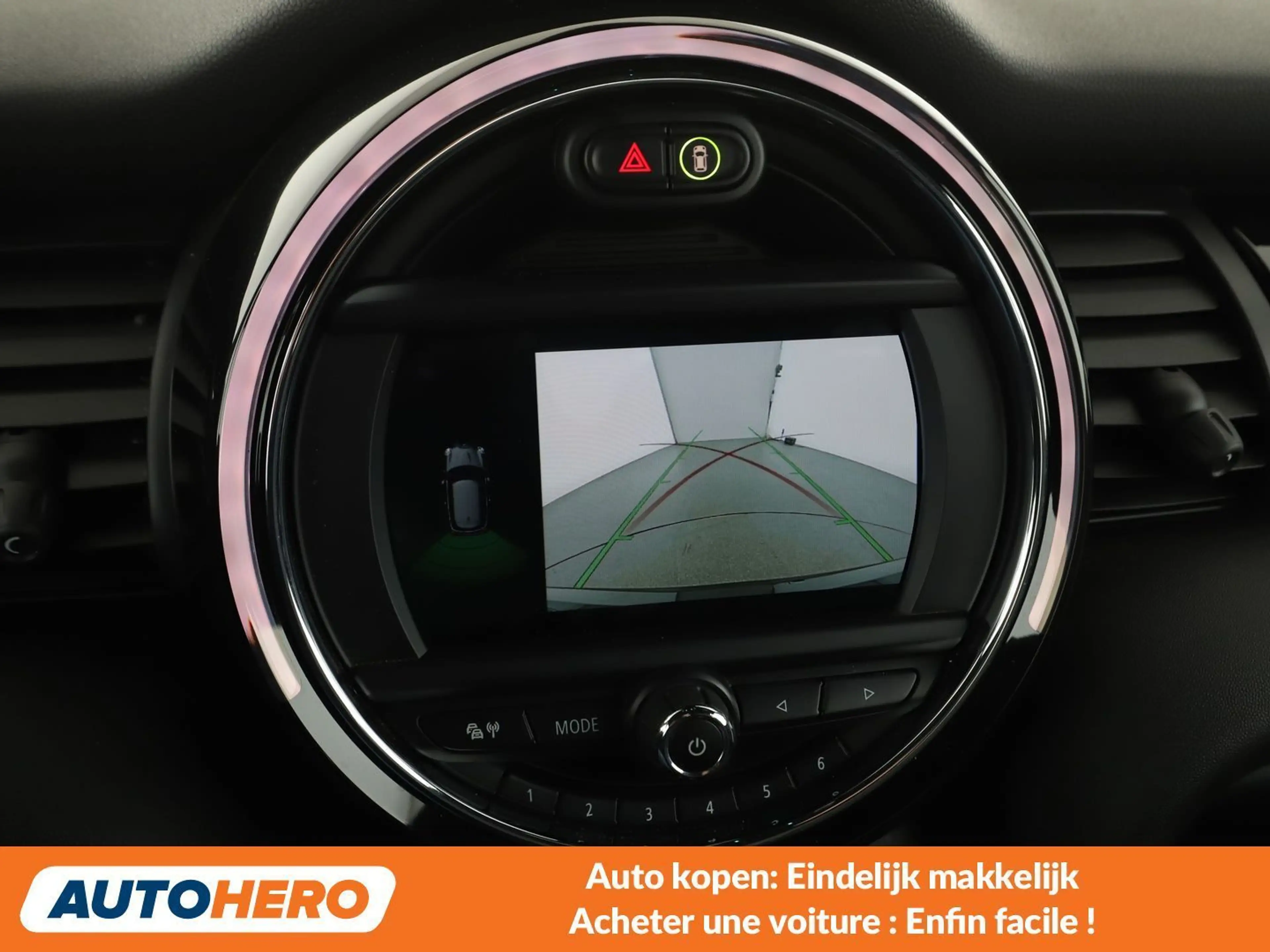 MINI Cooper SE Cooper SE Trim M — photo 8