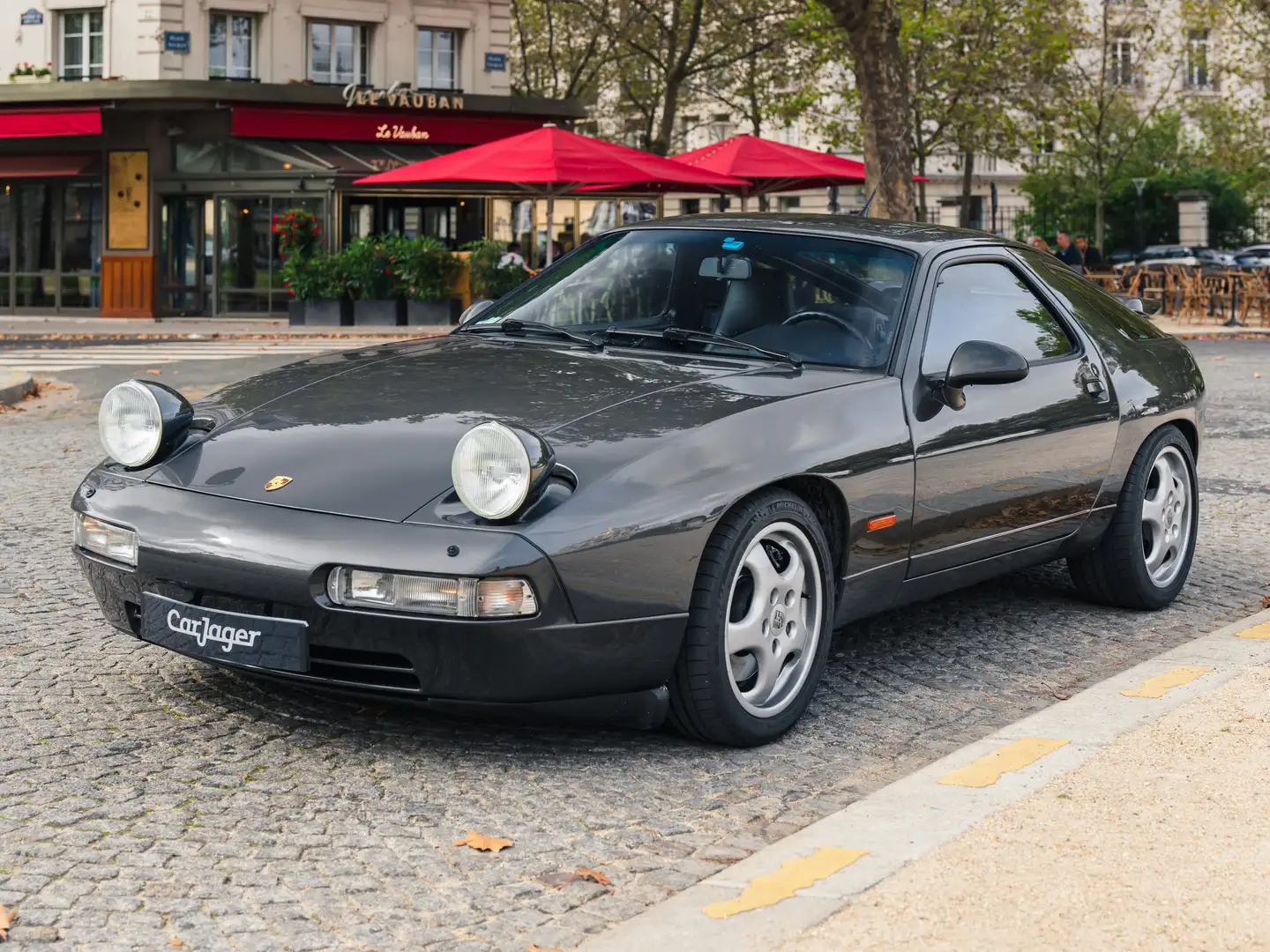 Porsche 928 5.4 GTS siva - 1