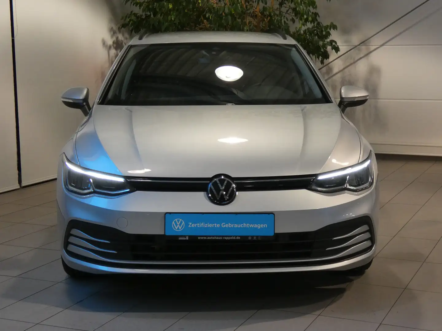 Volkswagen Golf Variant 2.0 TDI Life AHK Rückfahrkamera NAVI SHZ Silber - 2