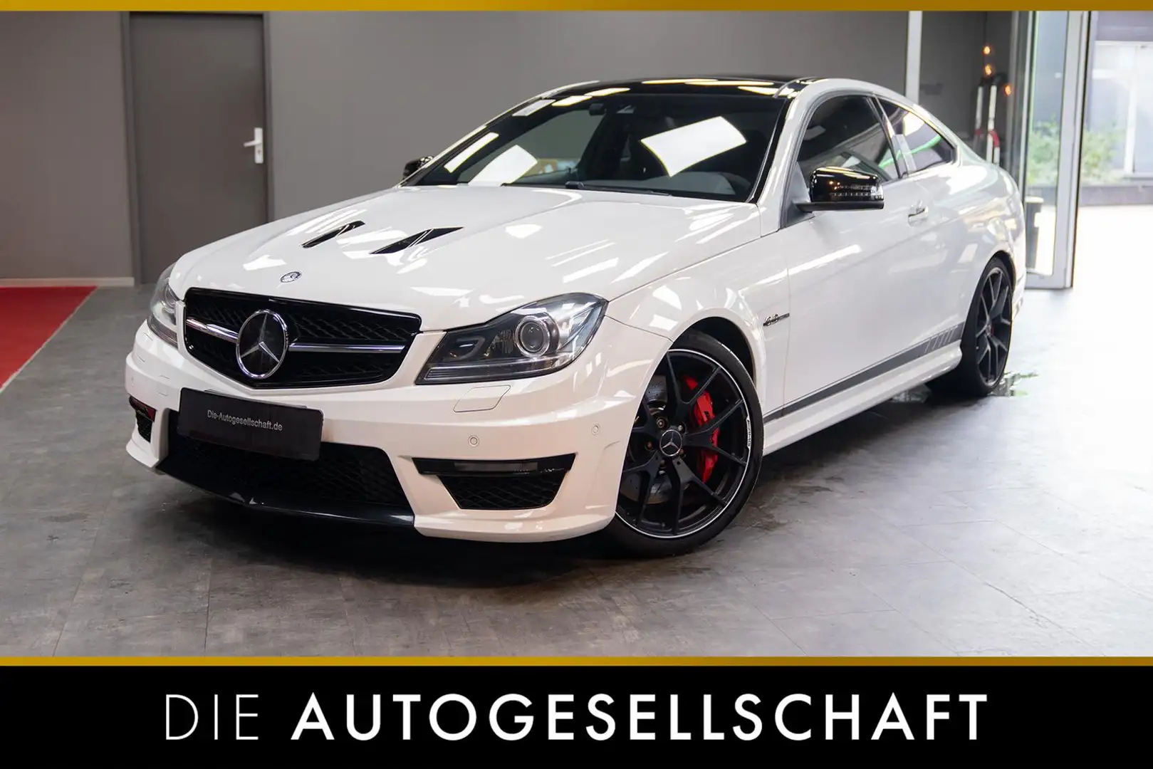 Mercedes-Benz C 63 AMG Edition 507 6.2 COUPE*KEYLESS*PANORAMA* Blanc - 1