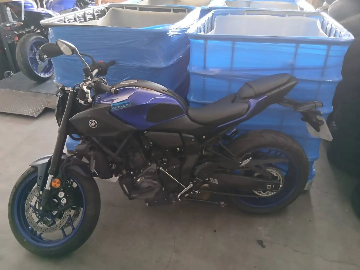 Yamaha MT-07 Azul - 2