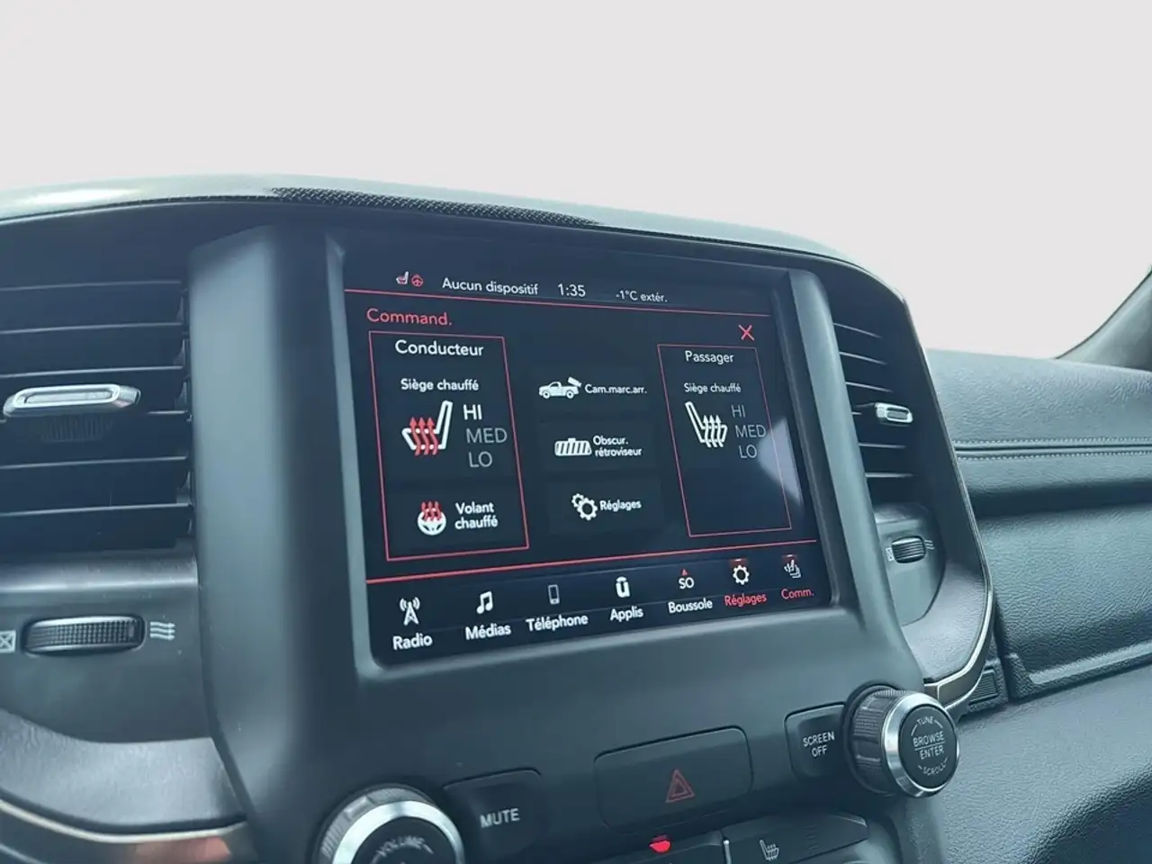 RAM 1500 снимка RAM 1500