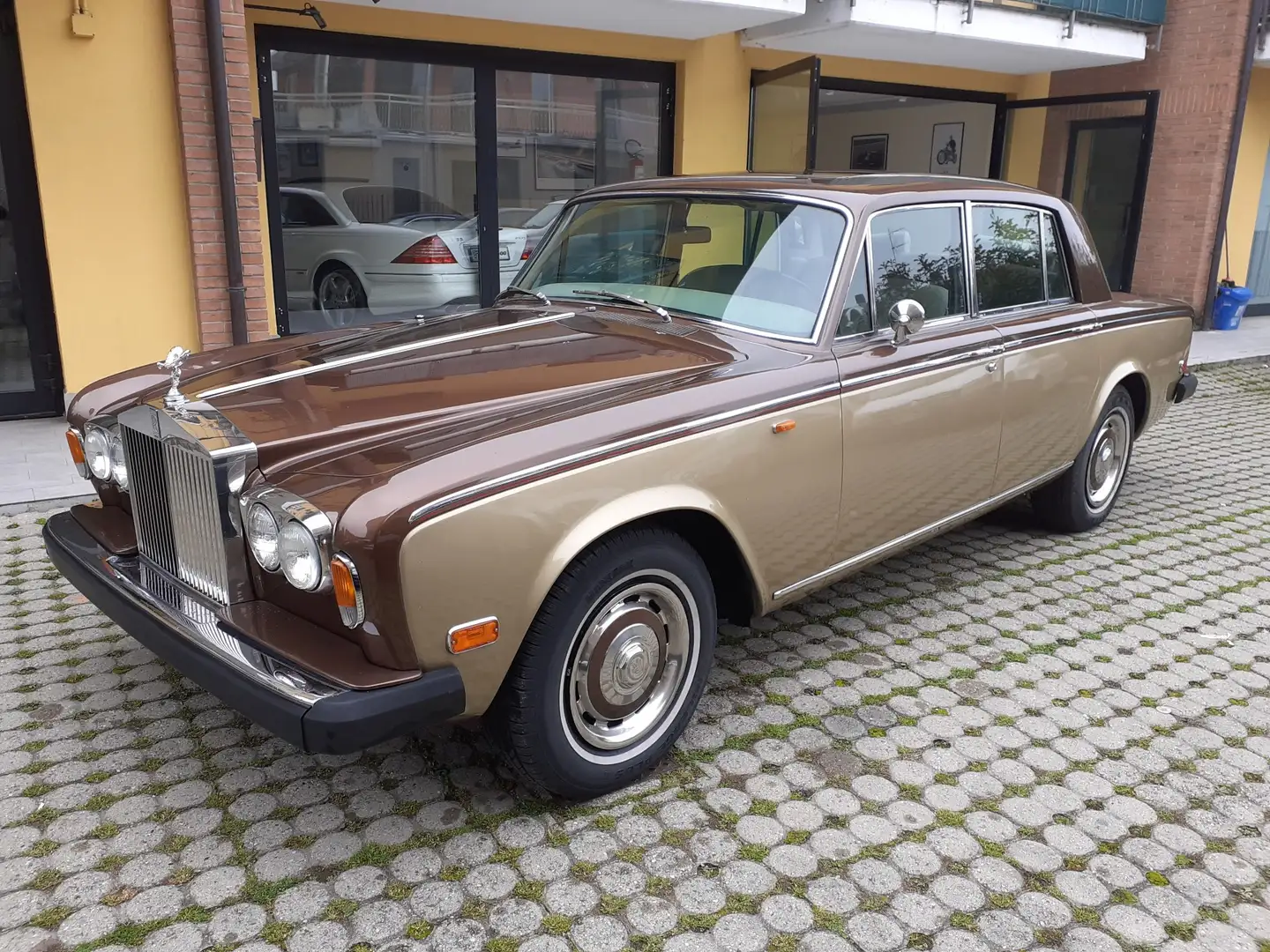 Rolls-Royce Silver Shadow 6.8 II  A.S.I.  SILVER SHADOW II Bronce - 2