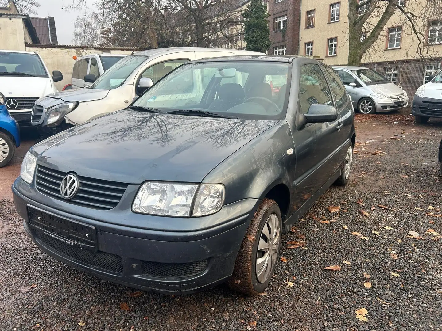 Volkswagen Polo Polo Gris - 2