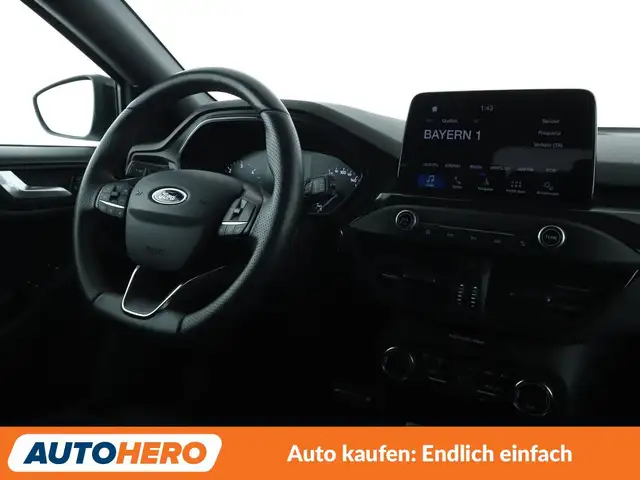 Ford Focus view 13