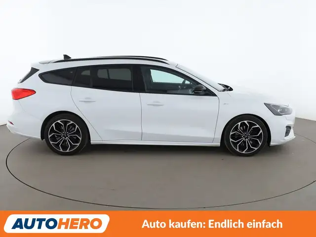 Ford Focus view 7