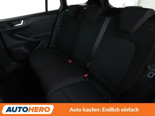 Ford Focus view 14