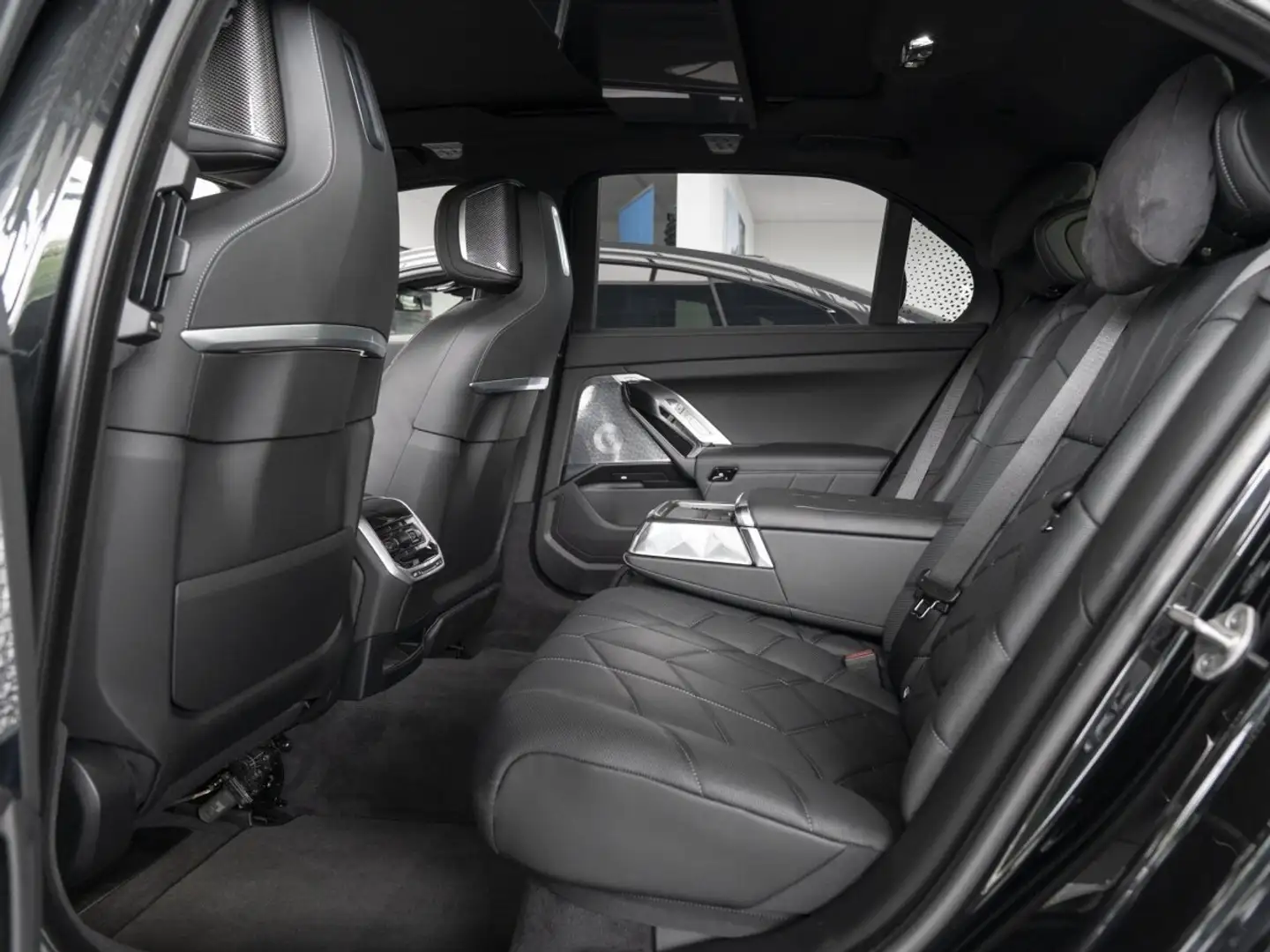 BMW i7 I7 xDrive60 Zwart - 2
