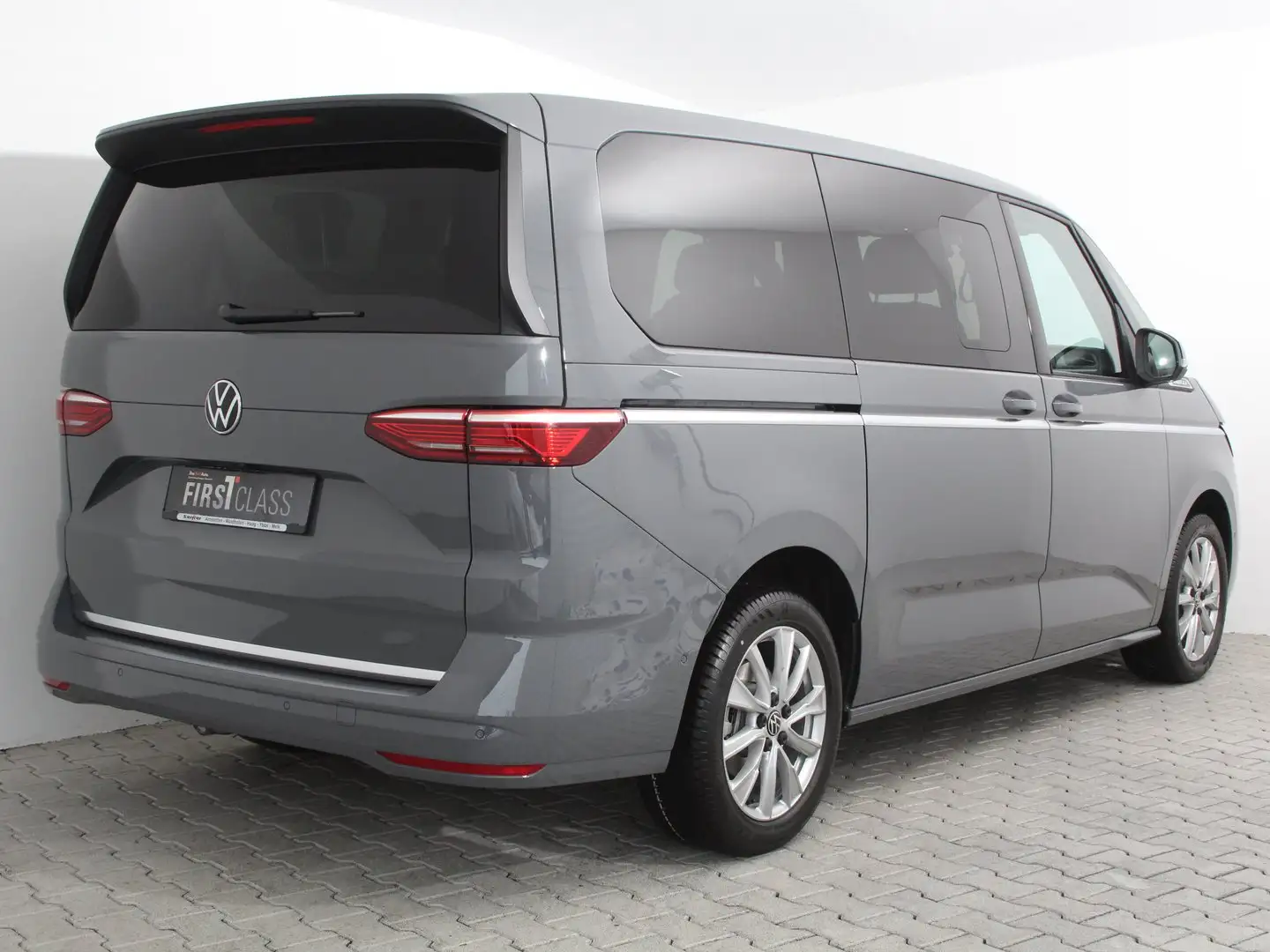 Volkswagen T7 Multivan VW T7 Multivan Style ÜH TDI Grau - 2