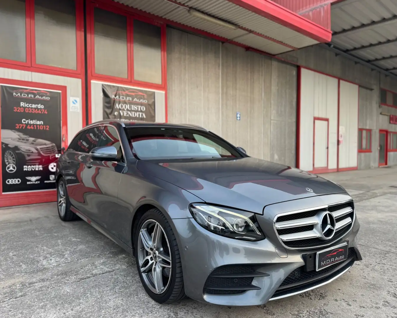 Mercedes-Benz E 220 E 220 d S.W. 4Matic Auto Premium Plus Grigio - 1