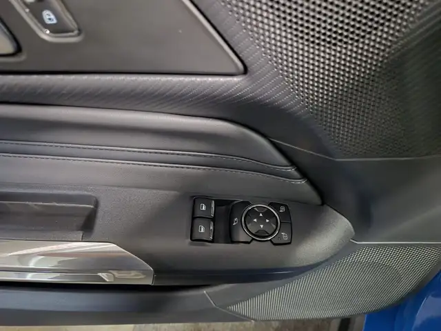 Ford Mustang view 21