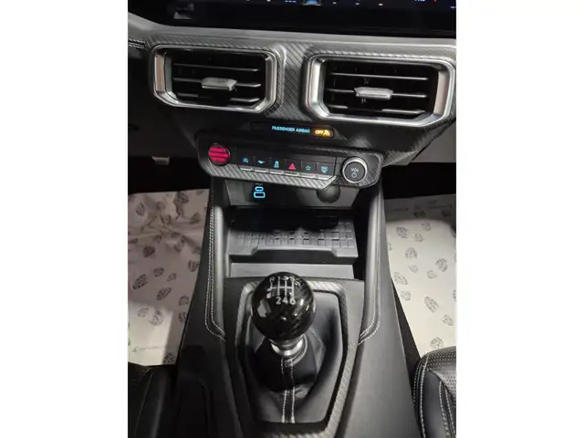 Ford Mustang view 6