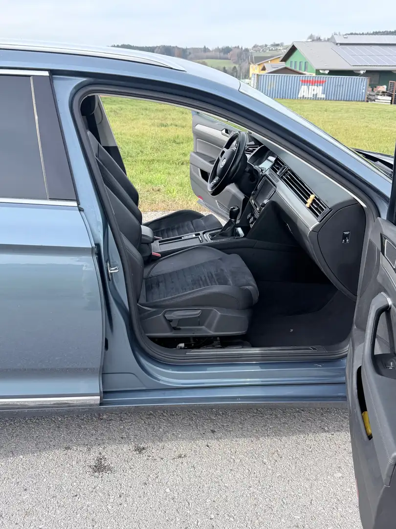 Volkswagen Passat Variant Passat Variant Highline 2,0 TDI Highline Blau - 2