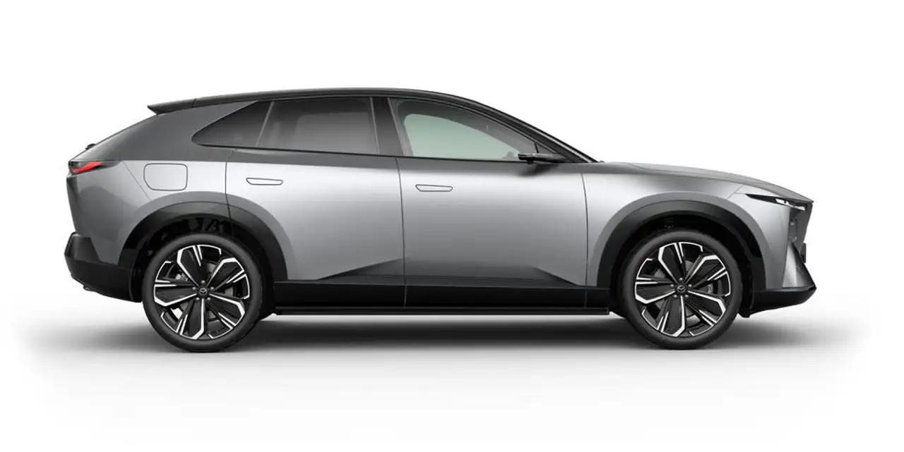 Mazda CX-6e 2026