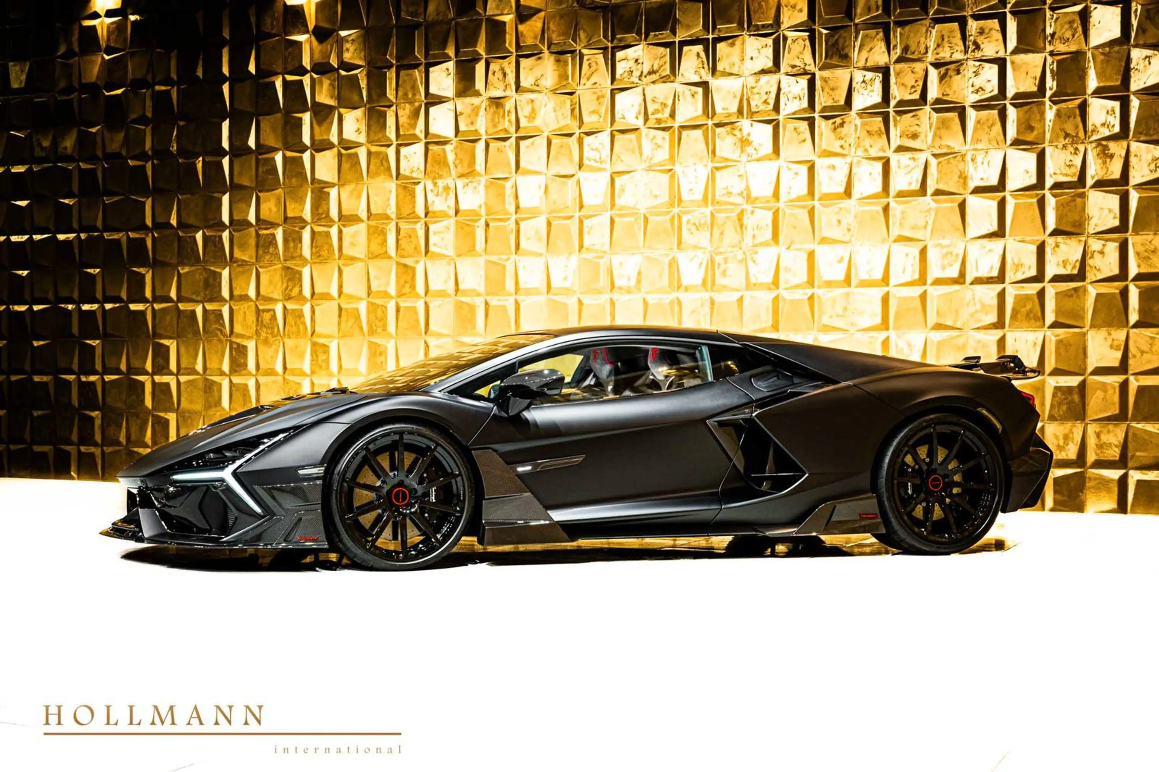Lamborghini Revuelto by MANSORY — photo 4
