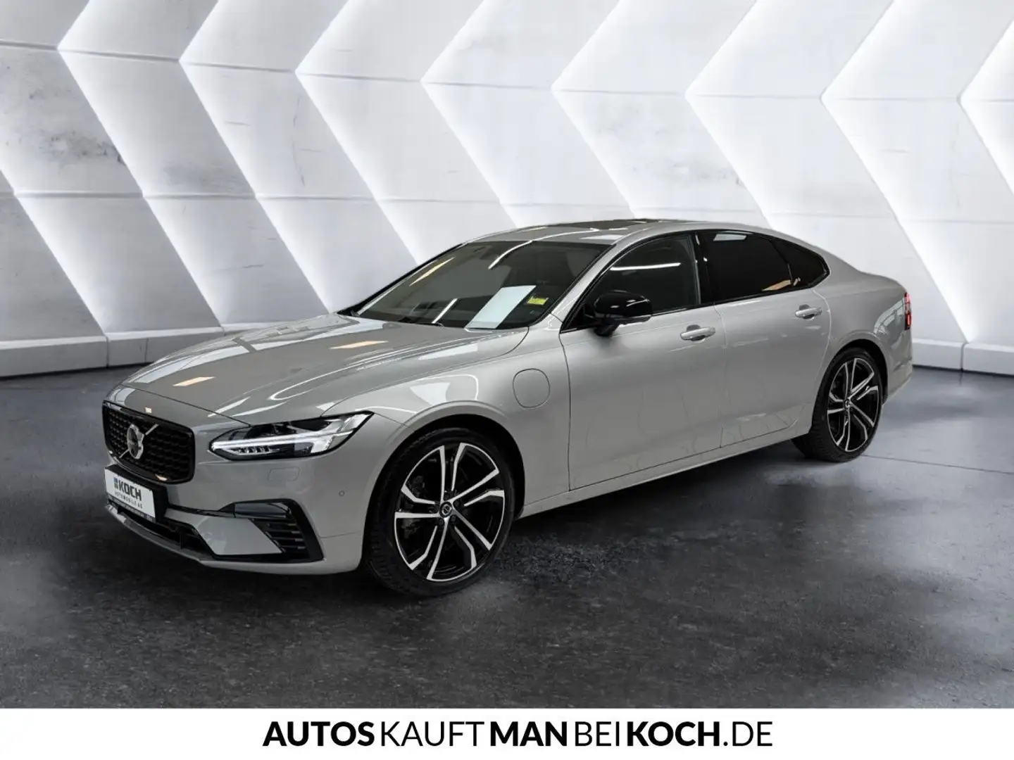 Volvo S90 T8 Plug-In AWD Ultimate Dark HIGH- END Silber - 2