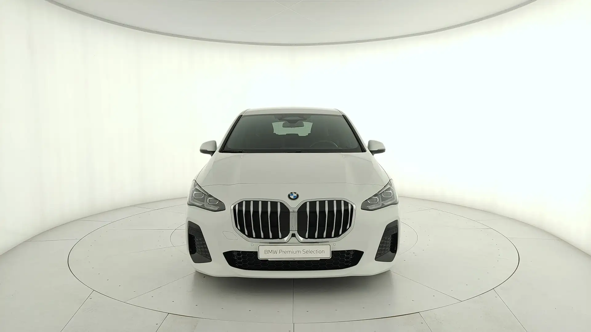 BMW 218 d Active Tourer Msport auto Weiß - 2