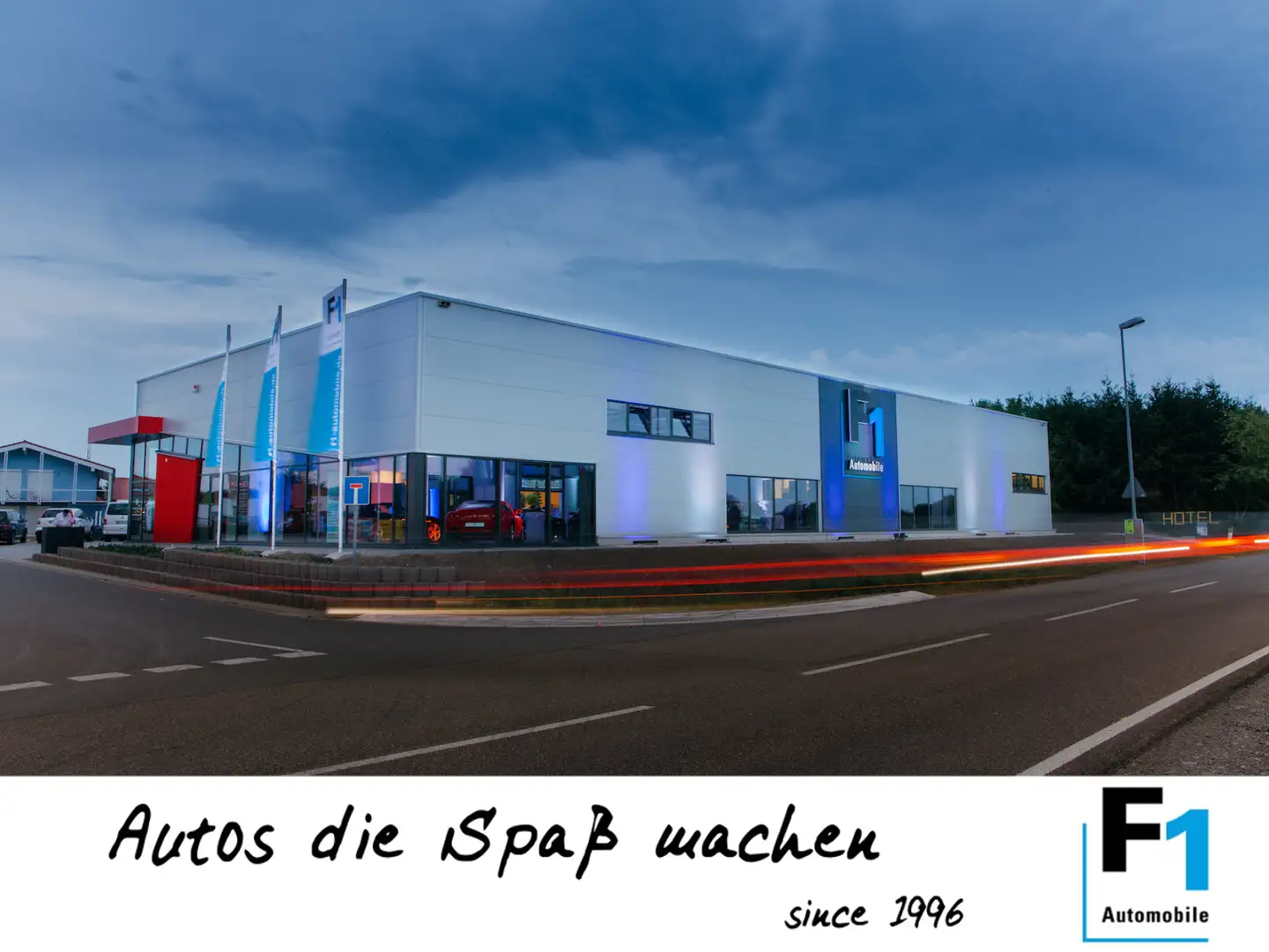 Lamborghini Aventador LP750-4 Roadster SV 1 of 500 Amarillo - 2