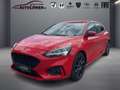 Ford Focus 1.5 EcoBoost ST-Line S/S Rood - thumbnail 1