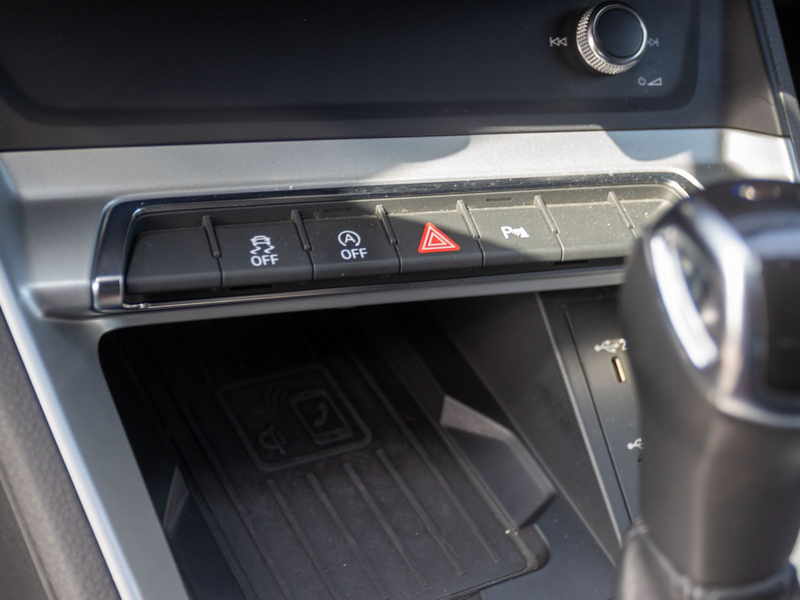 Audi Q3 advanced 35TFSI Stronic Navi LED GRA AHK EPH — photo 19