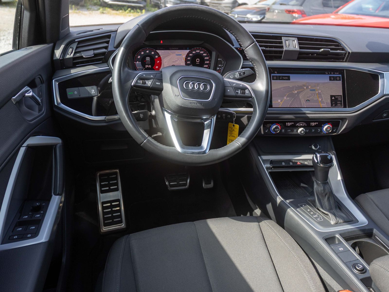 Audi Q3 advanced 35TFSI Stronic Navi LED GRA AHK EPH — photo 23