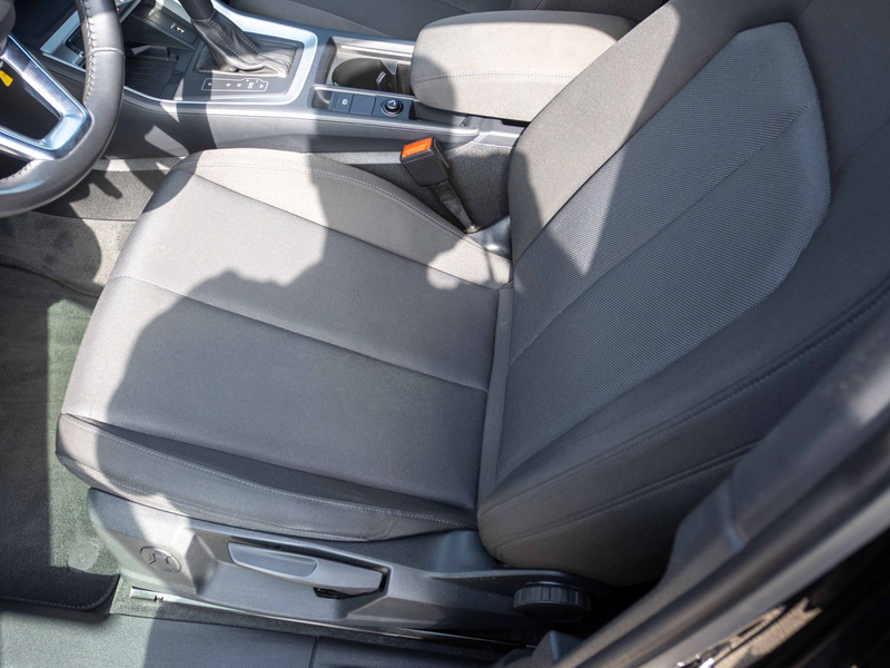 Audi Q3 advanced 35TFSI Stronic Navi LED GRA AHK EPH — photo 14