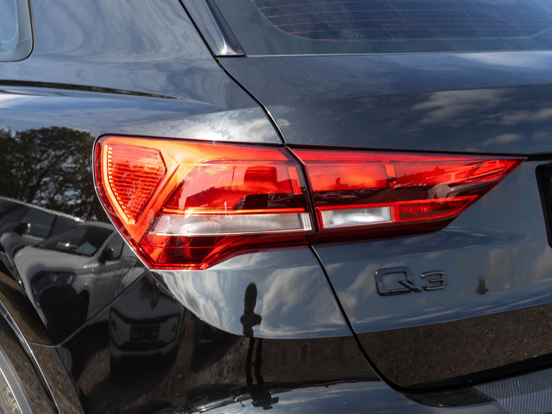 Audi Q3 advanced 35TFSI Stronic Navi LED GRA AHK EPH — photo 12