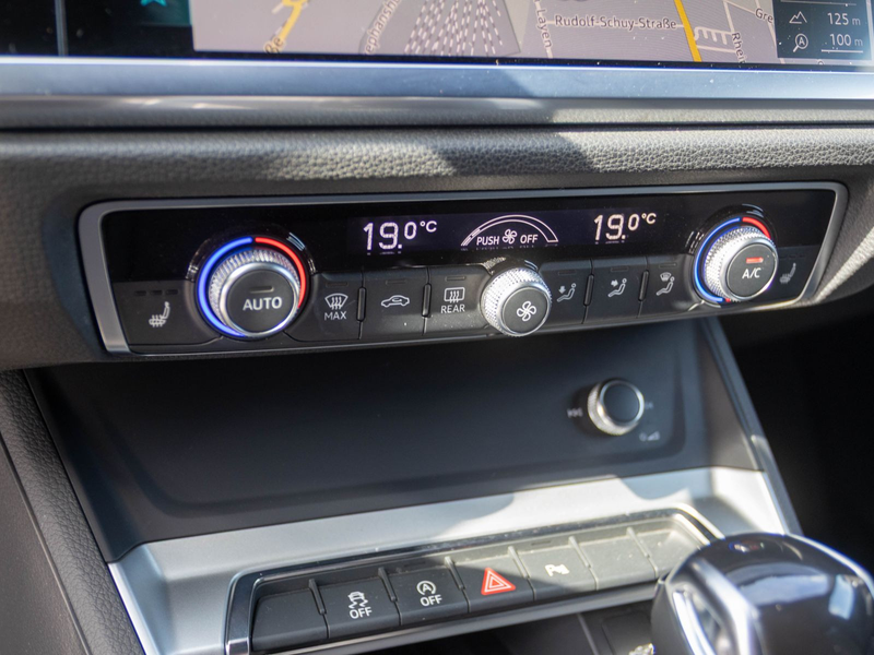Audi Q3 advanced 35TFSI Stronic Navi LED GRA AHK EPH — photo 20