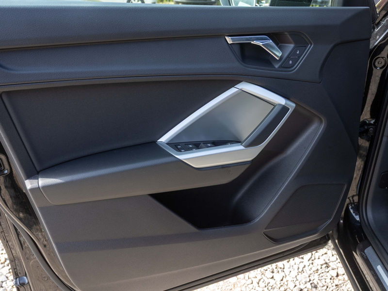 Audi Q3 advanced 35TFSI Stronic Navi LED GRA AHK EPH — photo 13