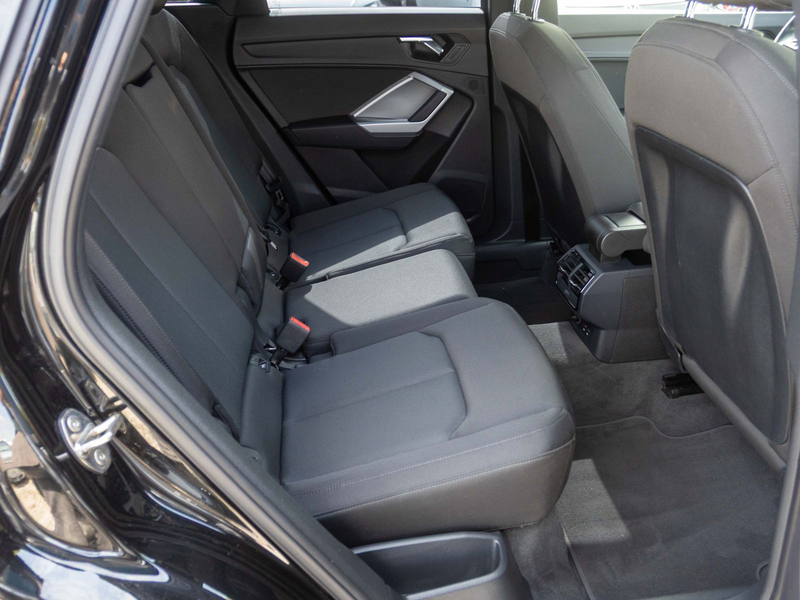 Audi Q3 advanced 35TFSI Stronic Navi LED GRA AHK EPH — photo 25