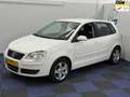 Volkswagen Polo 1.6-16V Comfortline / AIRCO / NAP / NETTE AUTO Weiß - thumbnail 1