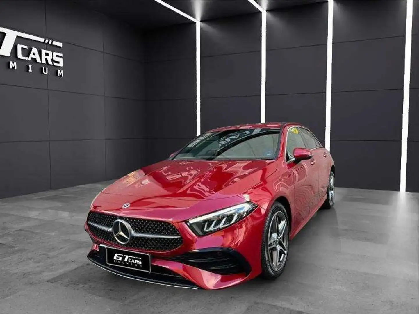 Mercedes-Benz A 250 250e AMG Rojo - 1