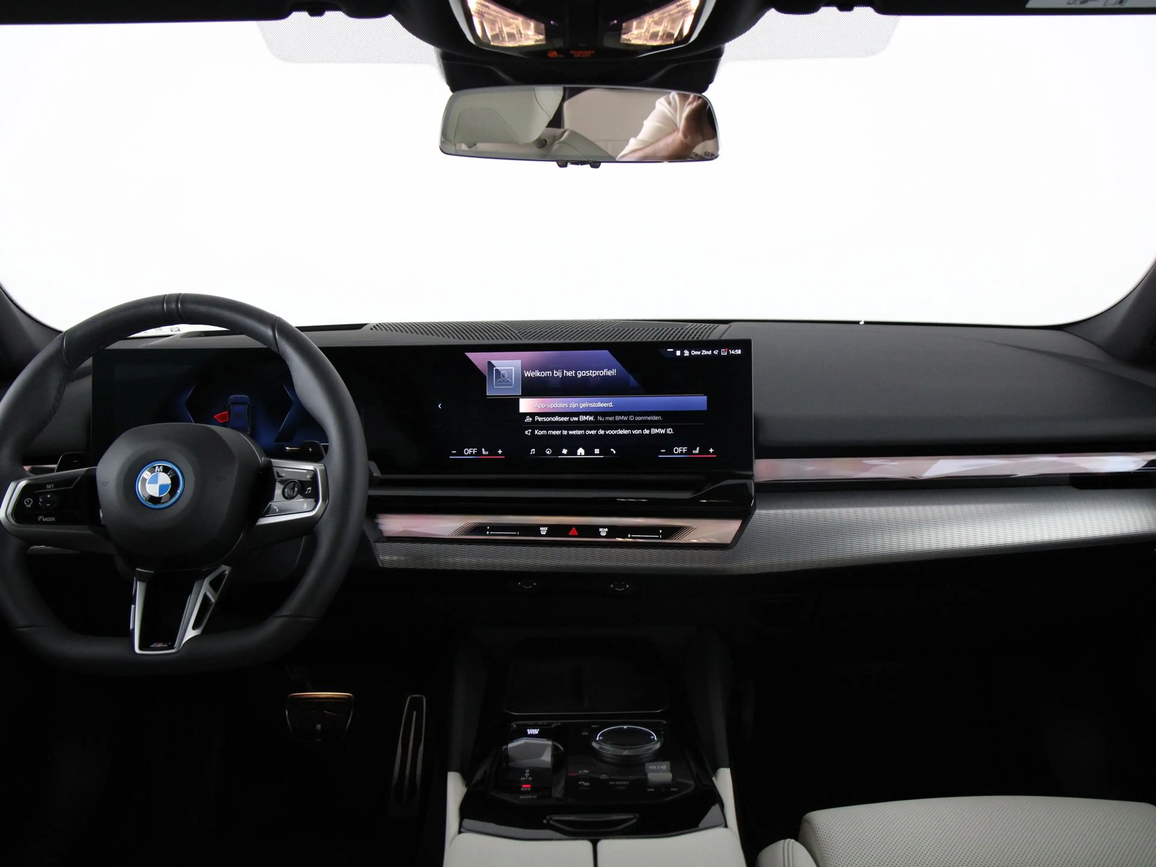 BMW 530 5 Serie 530e Sedan M-Sport — photo 13