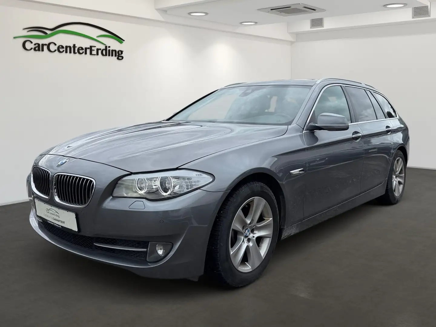 BMW 528 iTour.*Xenon*NaviProf*Panorama*AHK*StandH*PD Szary - 1