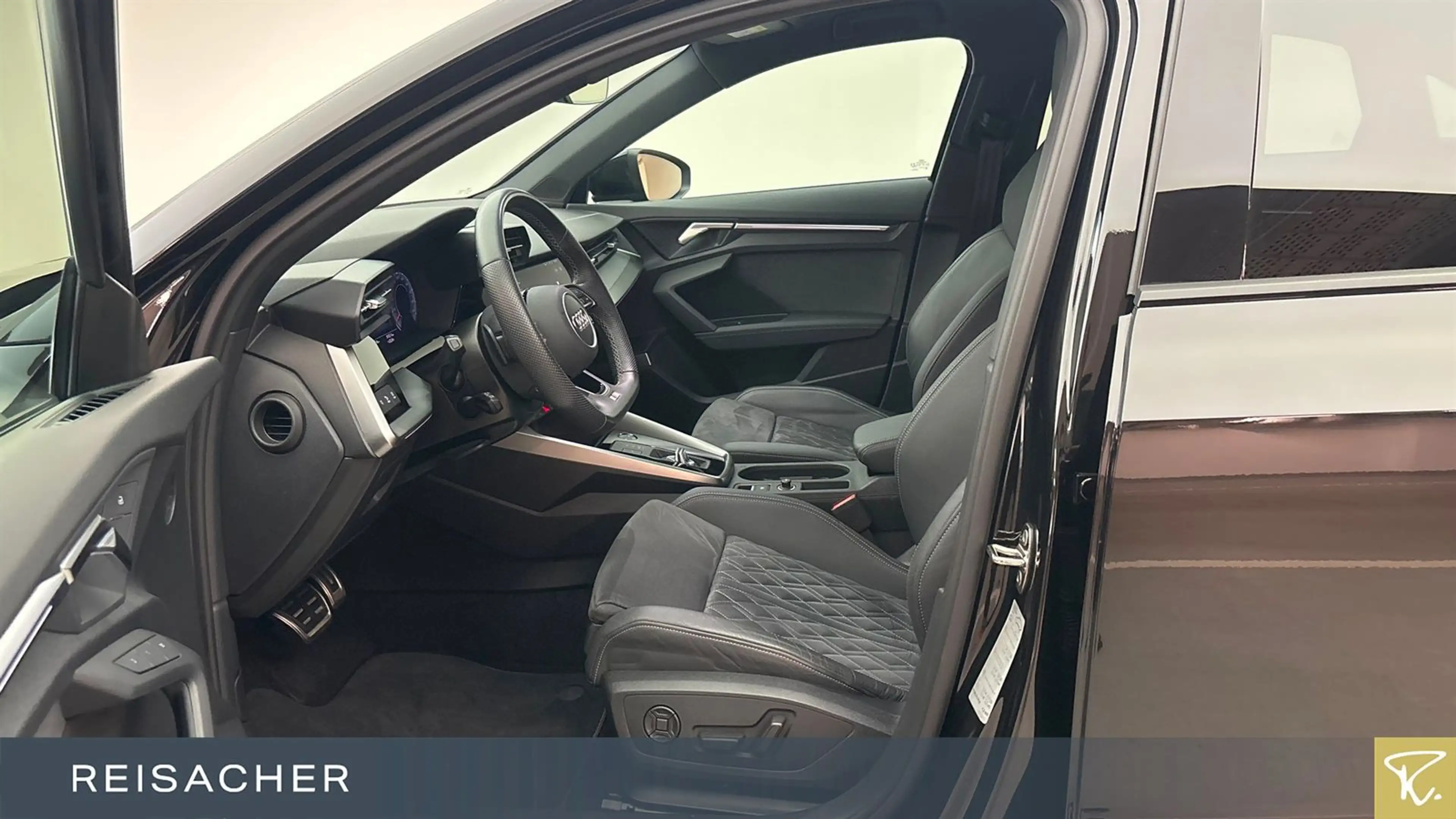 Audi S3 TFSI quattro S tronic — photo 4