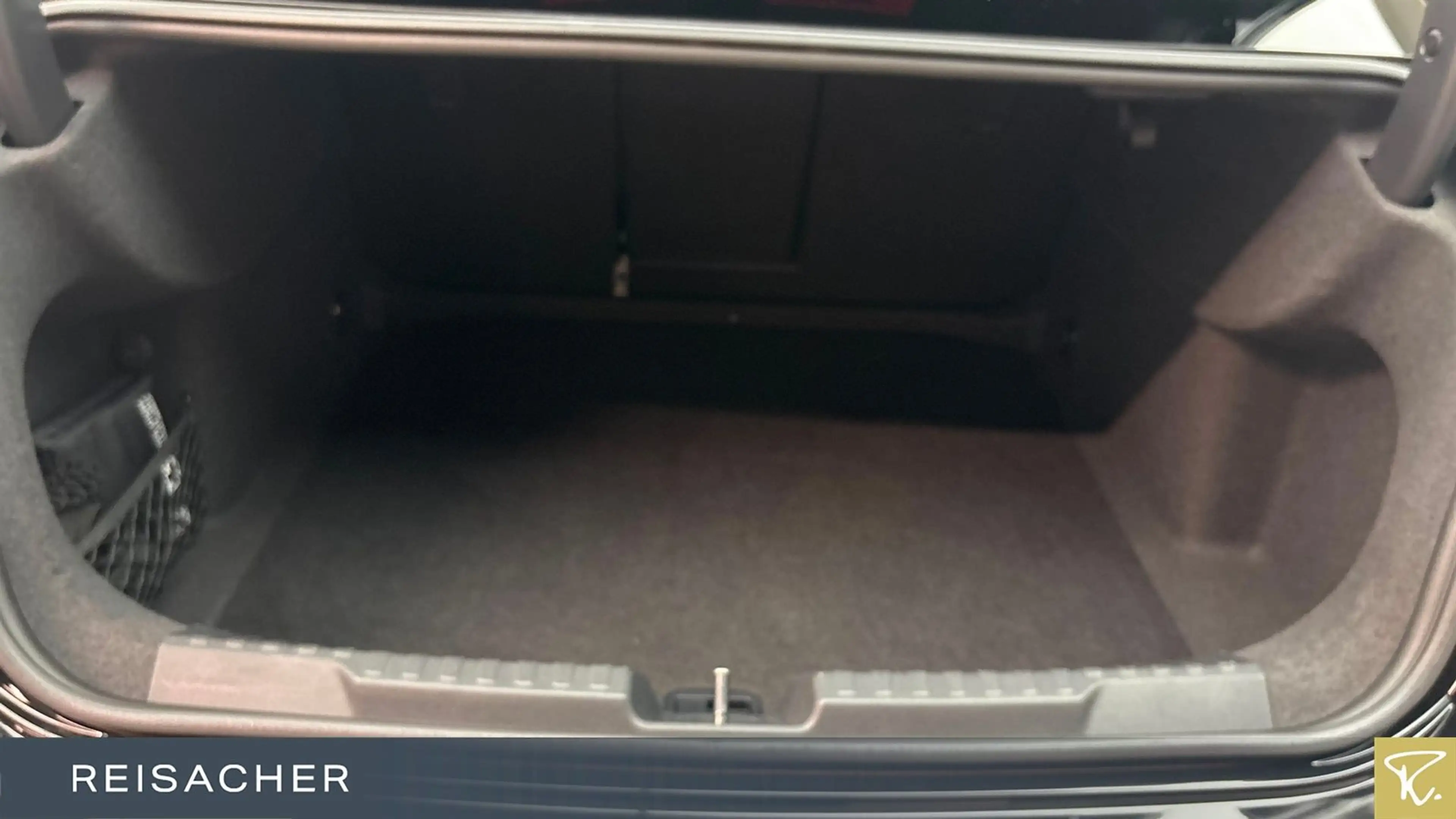 Audi S3 TFSI quattro S tronic — photo 10
