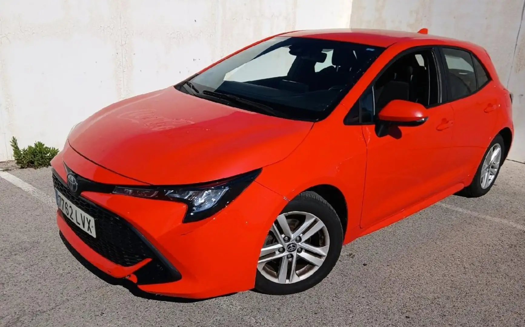 Toyota Corolla 1.8 125H ACTIVE TECH E-CVT Rojo - 1