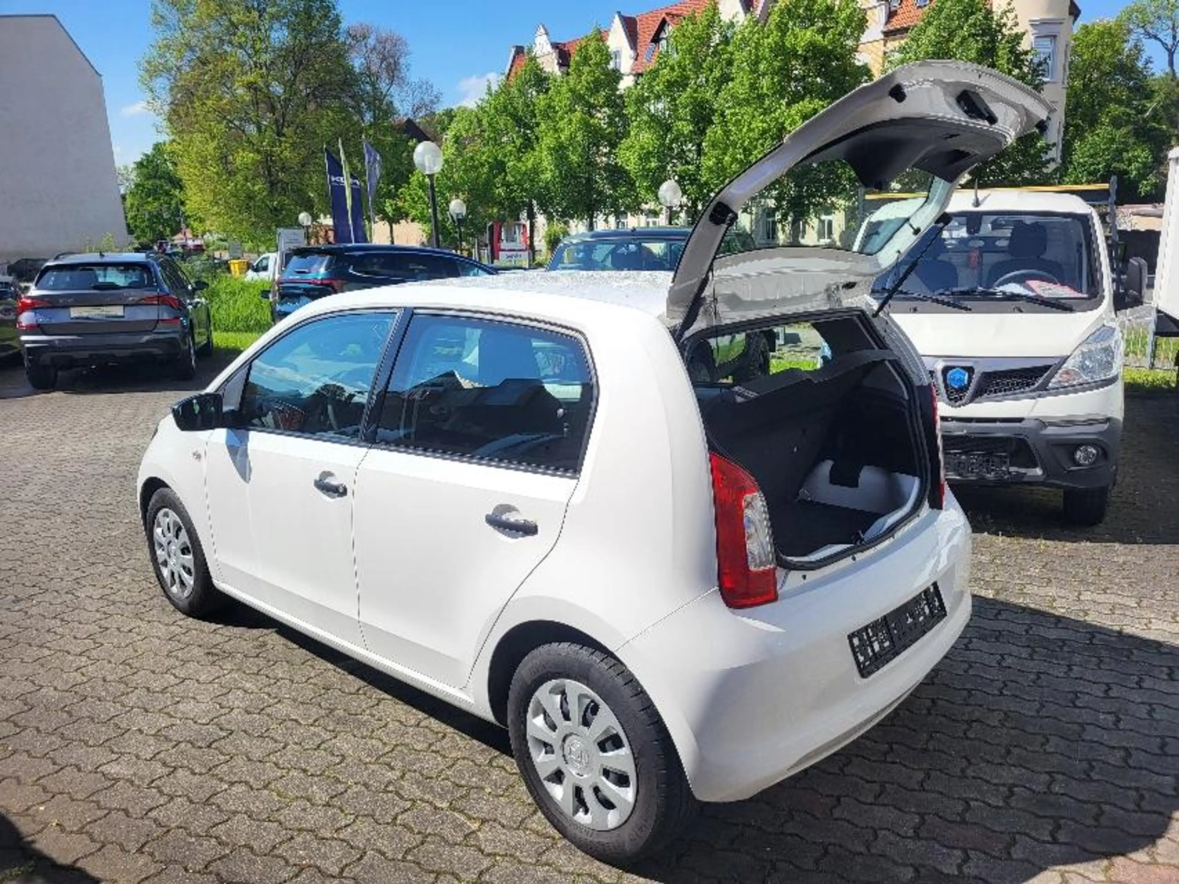 Skoda Citigo 1.0 MPI ASG Cool Edition+5TÜREN+WKR+1HAND — photo 7