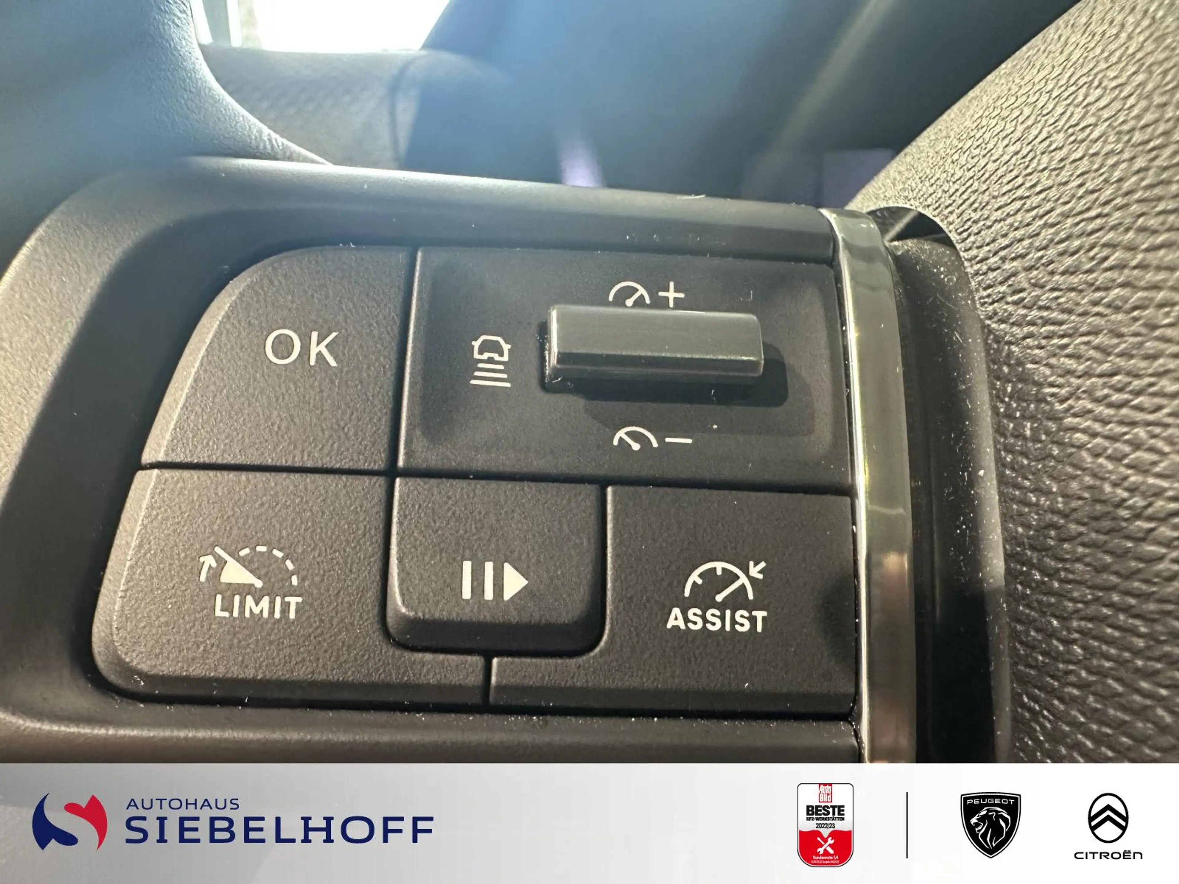 Citroen C4 MAX PureTech 130 EAT8 — photo 12