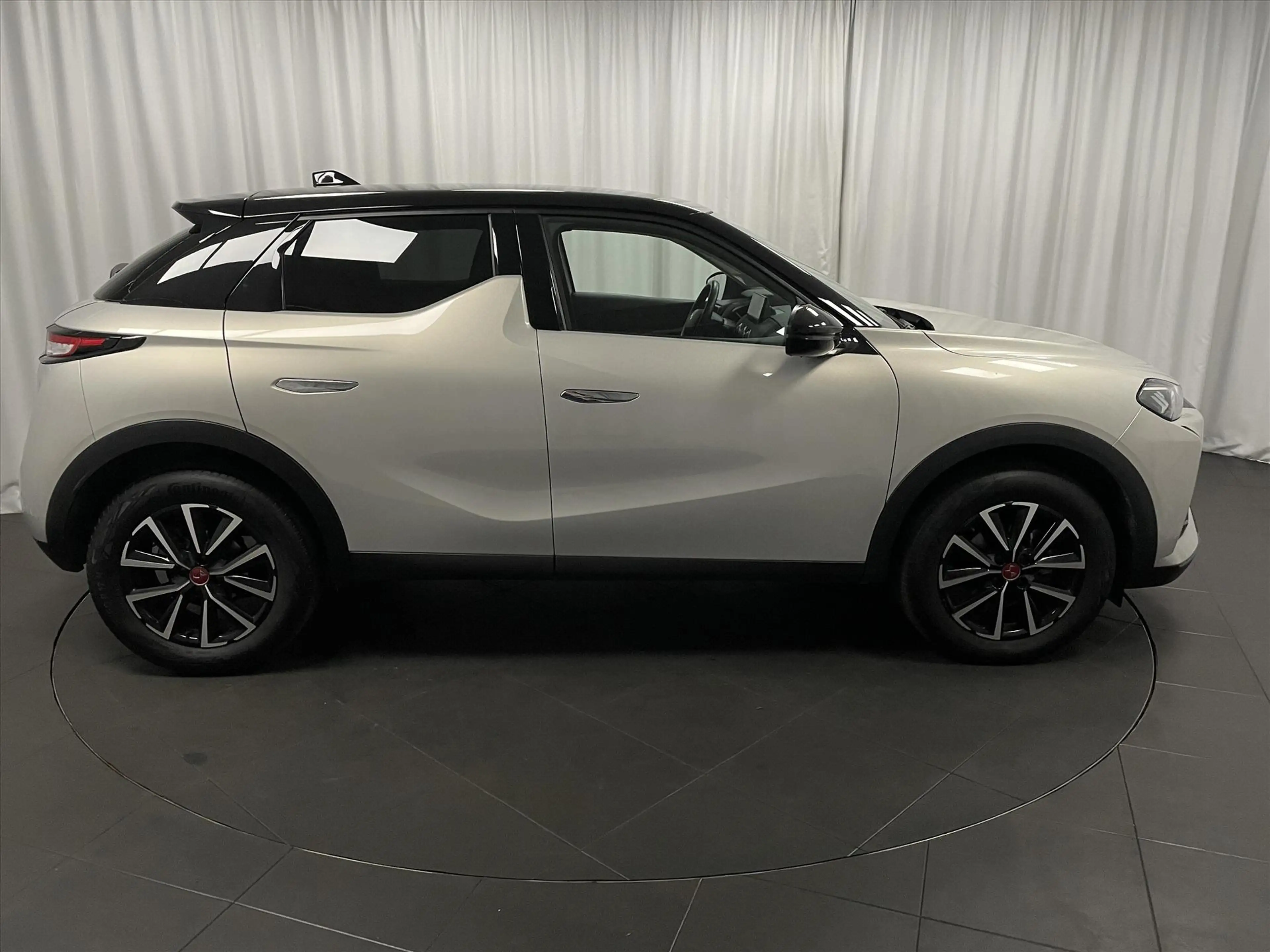 DS Automobiles DS 3 Performance 100pk 6-versn Climat | Half leder | Mi — photo 6