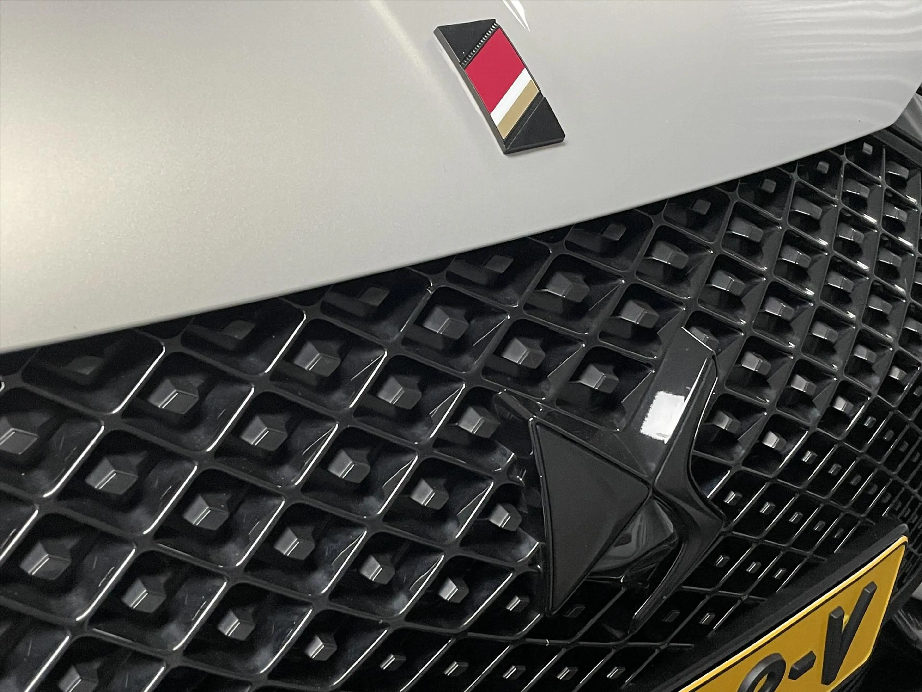 DS Automobiles DS 3 Performance 100pk 6-versn Climat | Half leder | Mi — photo 11