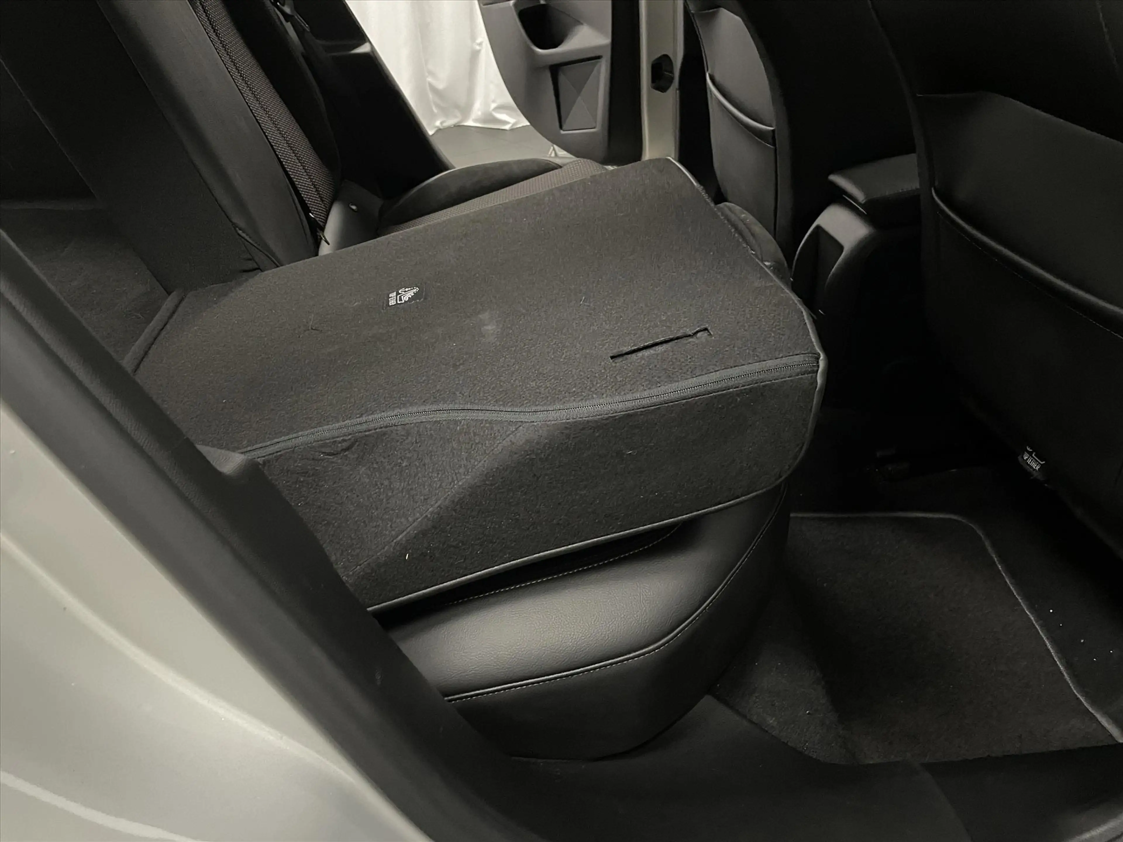 DS Automobiles DS 3 Performance 100pk 6-versn Climat | Half leder | Mi — photo 23