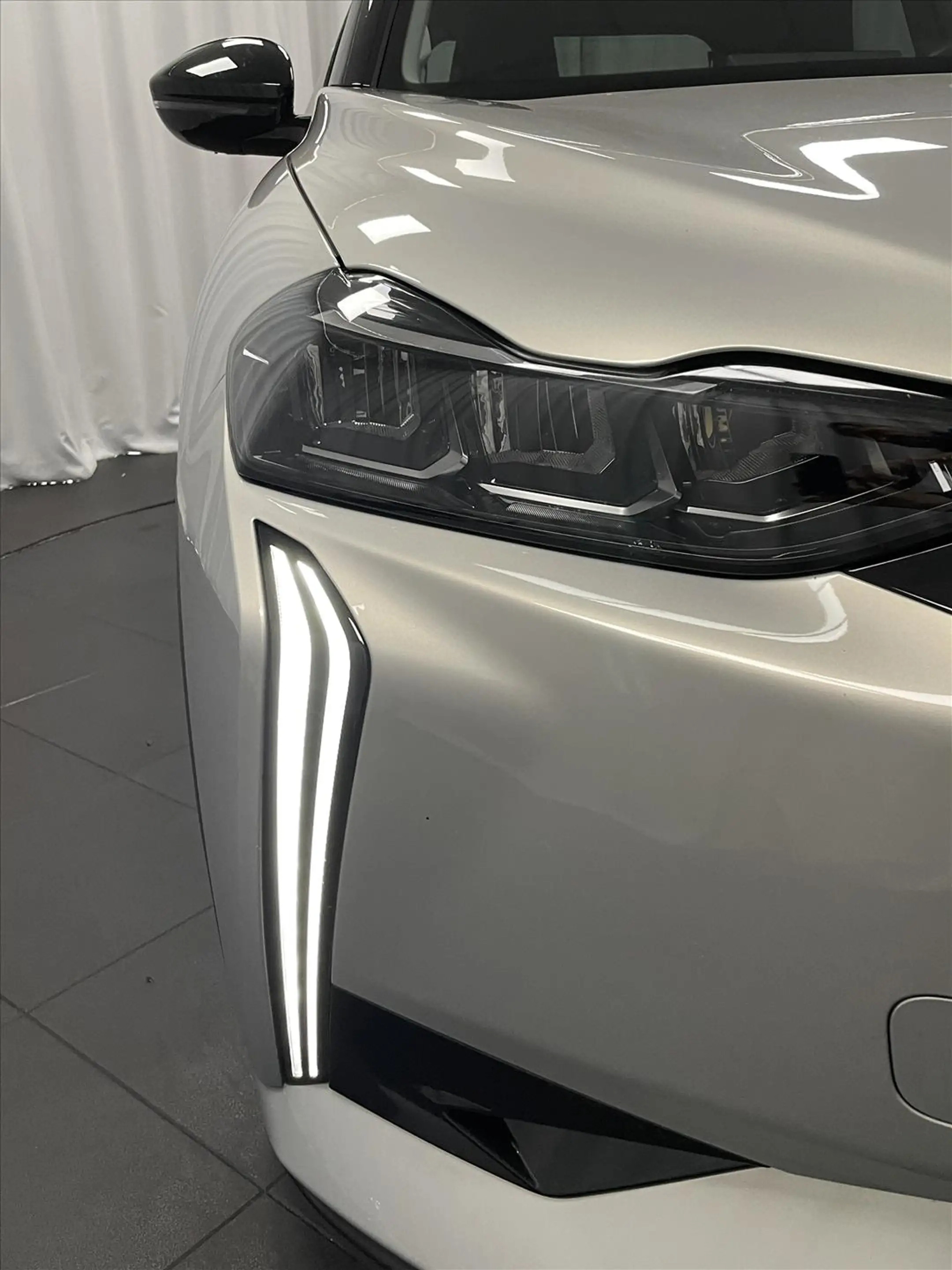 DS Automobiles DS 3 Performance 100pk 6-versn Climat | Half leder | Mi — photo 10
