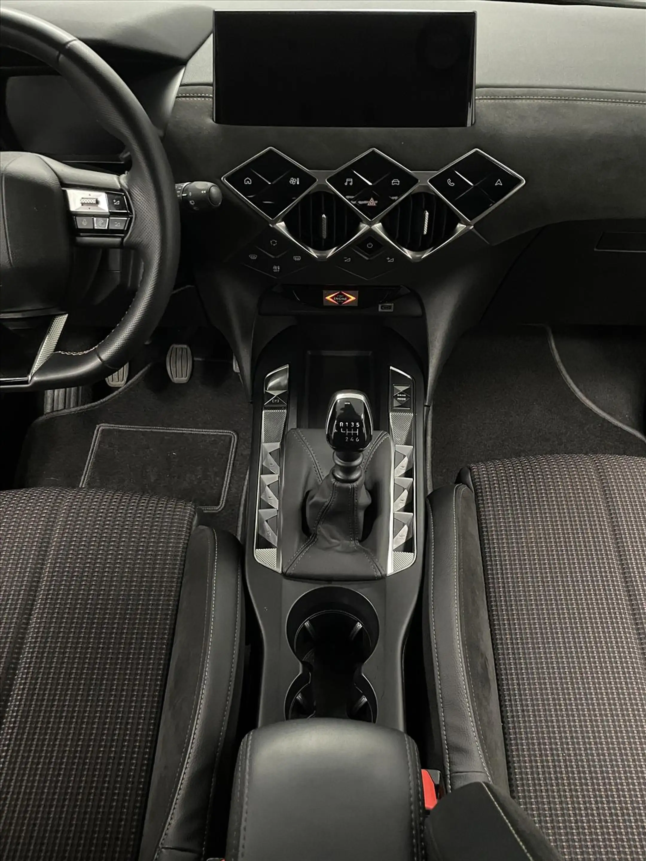 DS Automobiles DS 3 Performance 100pk 6-versn Climat | Half leder | Mi — photo 26