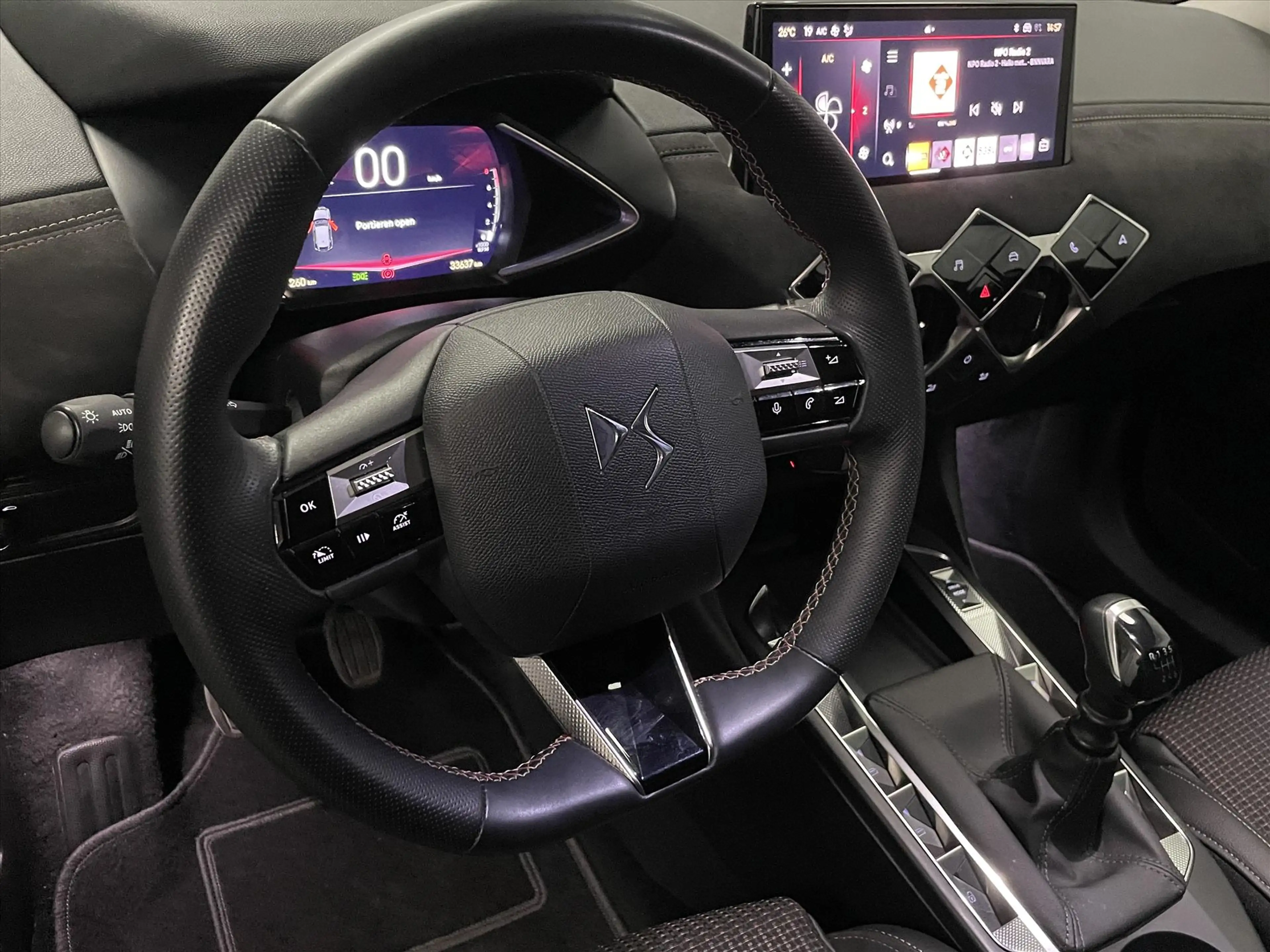 DS Automobiles DS 3 Performance 100pk 6-versn Climat | Half leder | Mi — photo 37