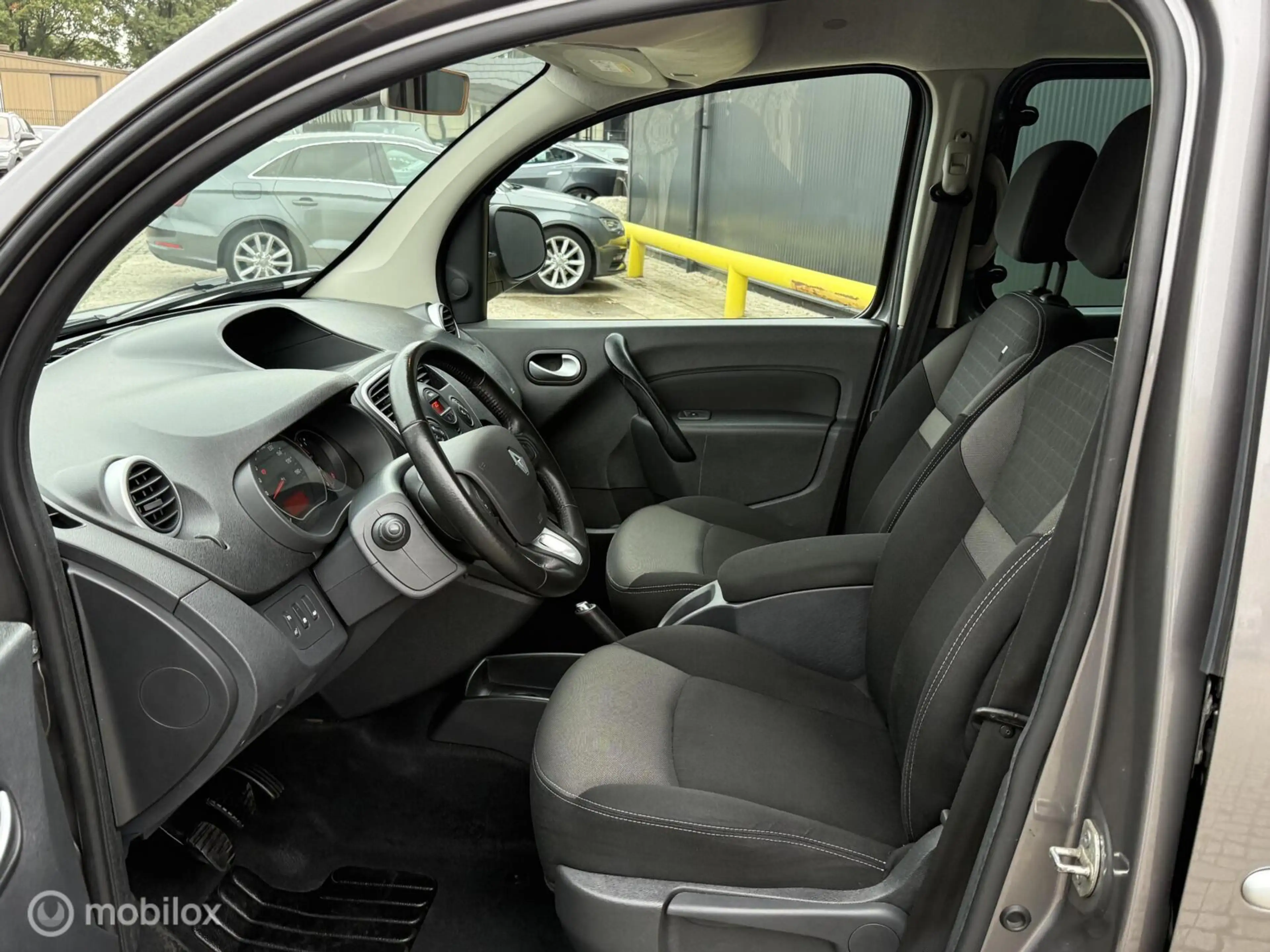 Renault Kangoo Family 1.2 TCe Limited Start&Stop PDC | CLIMA — photo 10