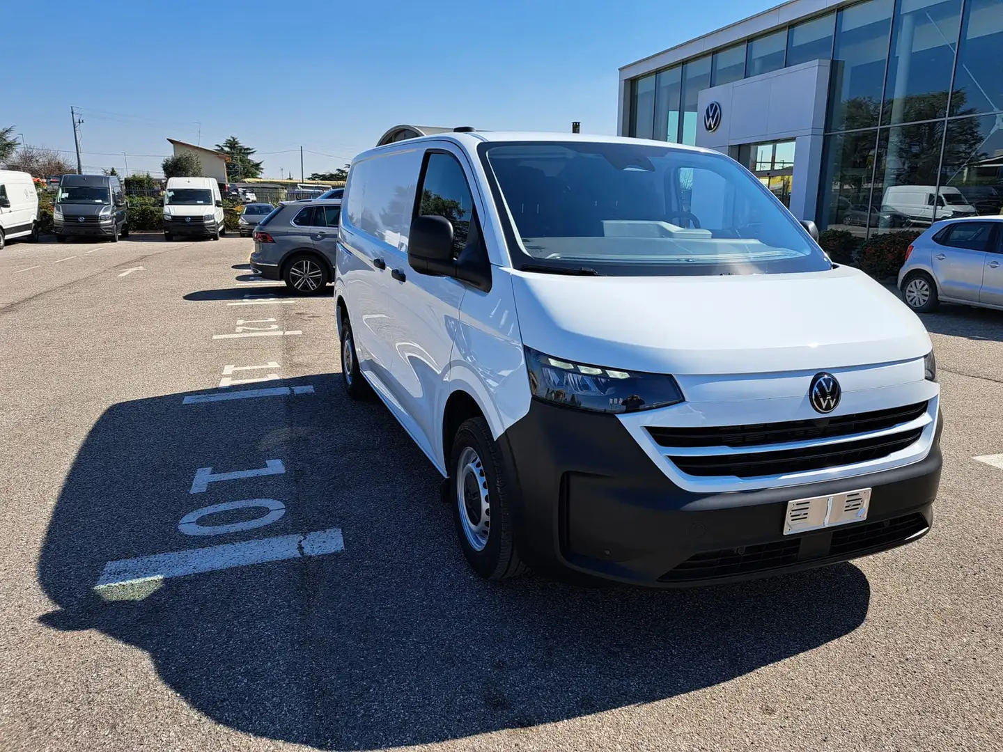 Volkswagen T6 Transporter t7 28 2.0 tdi 150cv 4x4 l1 auto Bianco - 2