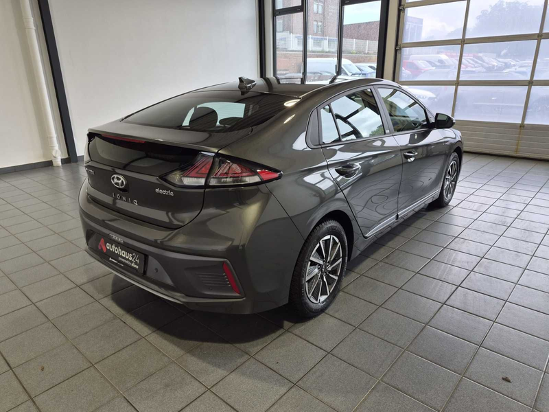 Hyundai IONIQ Trend-Paket Elektro 38,3 kWh|ACC|Kamera — photo 5