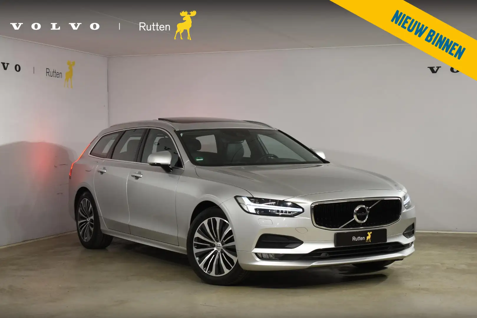 Volvo V90 T4 Business Luxury+ / Adaptive Cruise control / El Grijs - 1